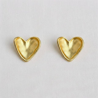 PAIGE VINTAGE HEART STUDS
