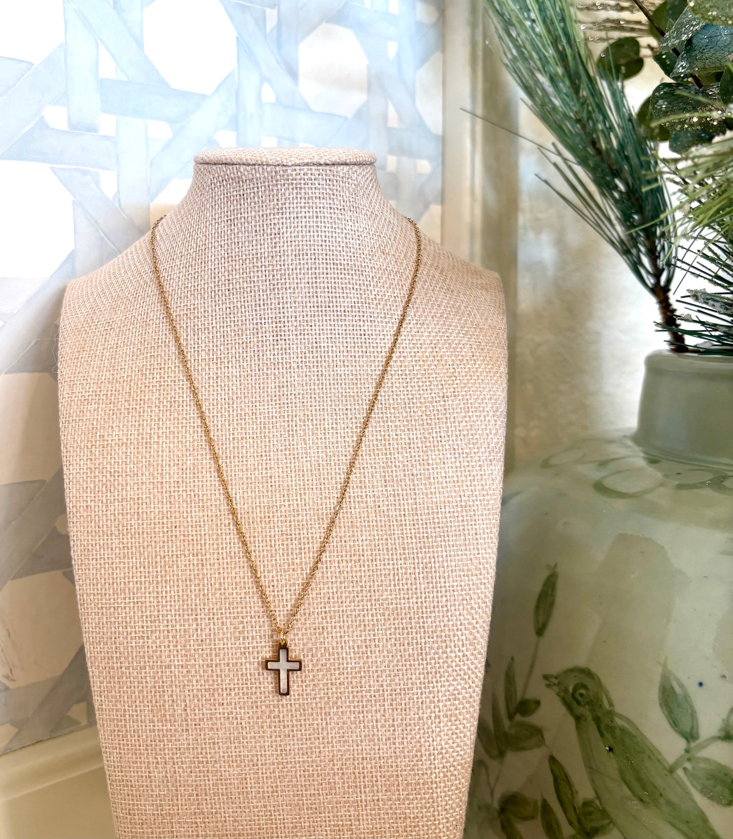 DAINTY PEARL CROSS NECKLACE