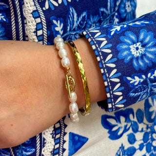 COLLINS BANGLE